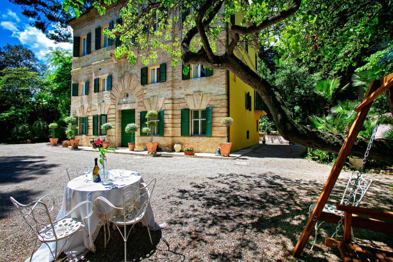 Il Gatto E Il Violino Villa ลิโดดิแฟร์โม ภายนอก รูปภาพ